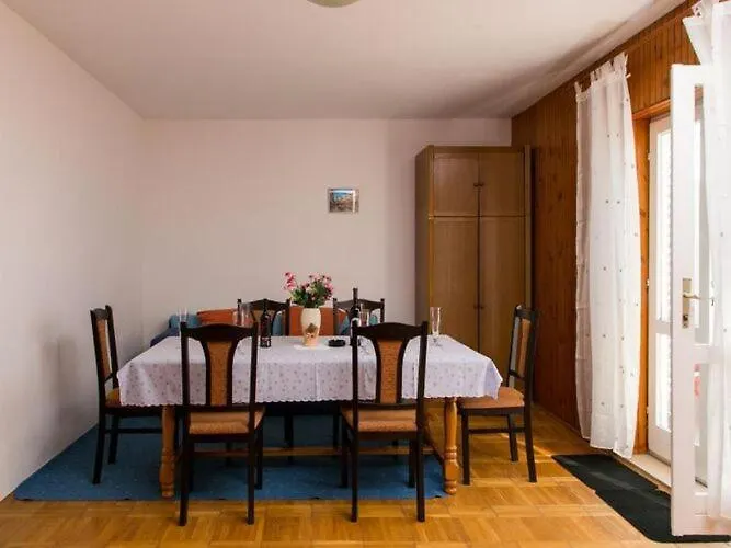 Angelina - Three Bedroom With Balcony And Sea View 아파트 두브로브니크